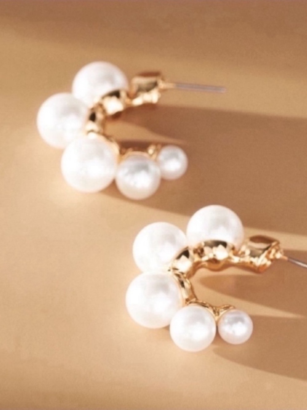 New! Ettika Gold Pearl Hoop Earrings (1050) NWOT